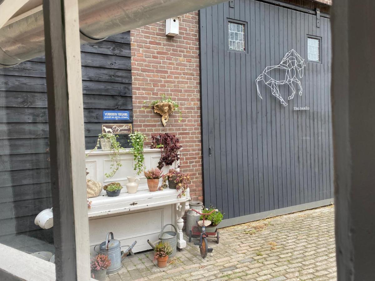In Two * Hulten